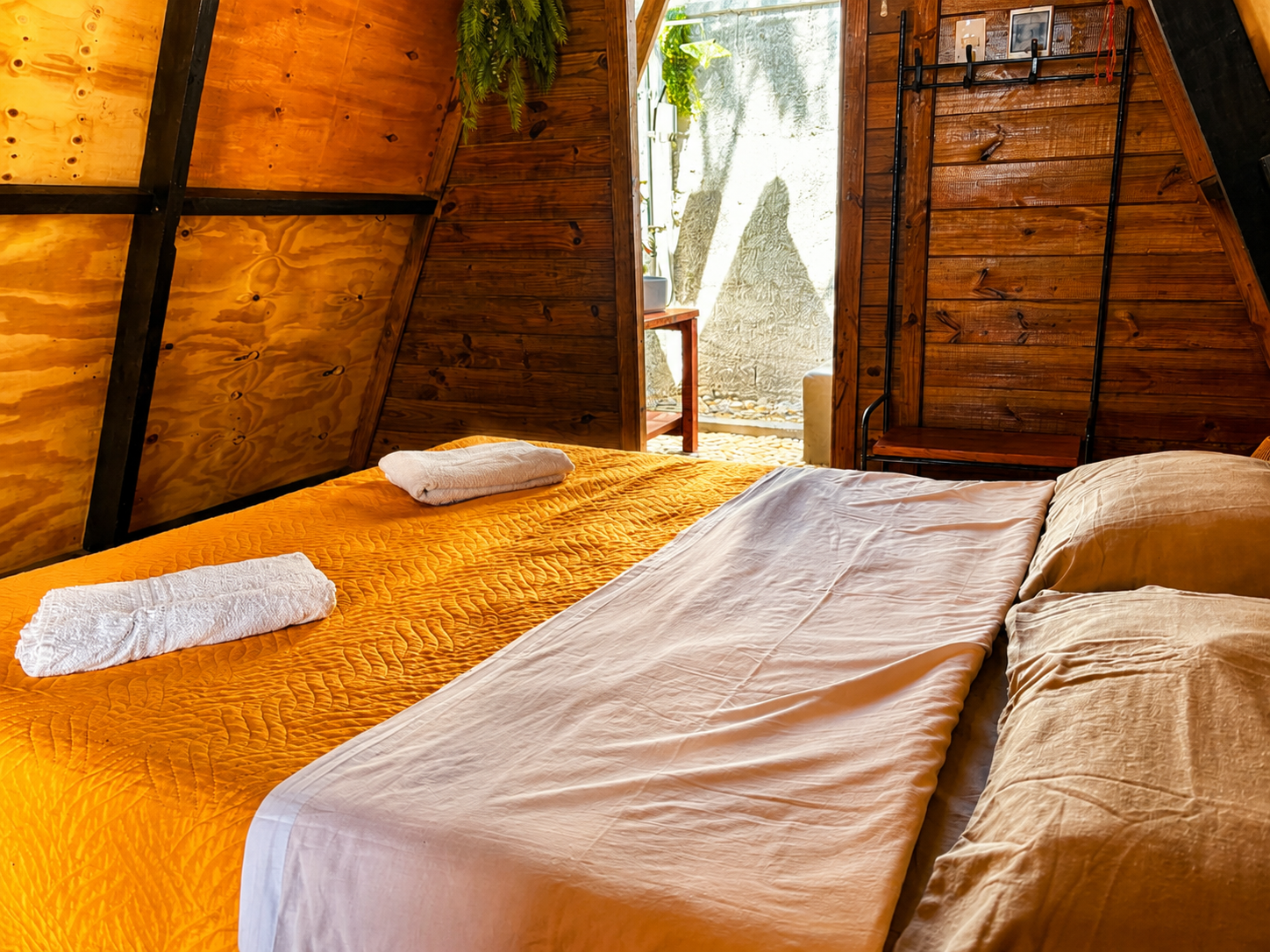 A Frame Bed